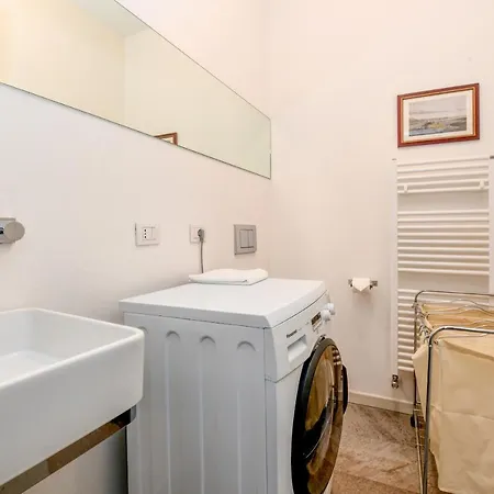 Apartment Desenzanoloft Oscar Luxury Desenzano del Garda