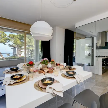 Desenzanoloft Oscar Luxury Apartment Desenzano del Garda