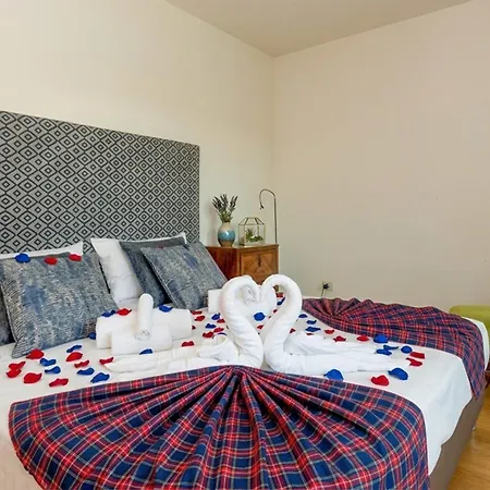 Oscar Luxury Desenzanoloft Official Partner Homes & By Marriott Bonvoy * デセンツァーノ・デル・ガルダ
